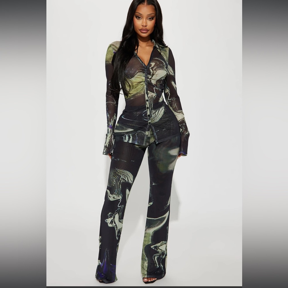 Green 2pc Pants Set - Large - image 1